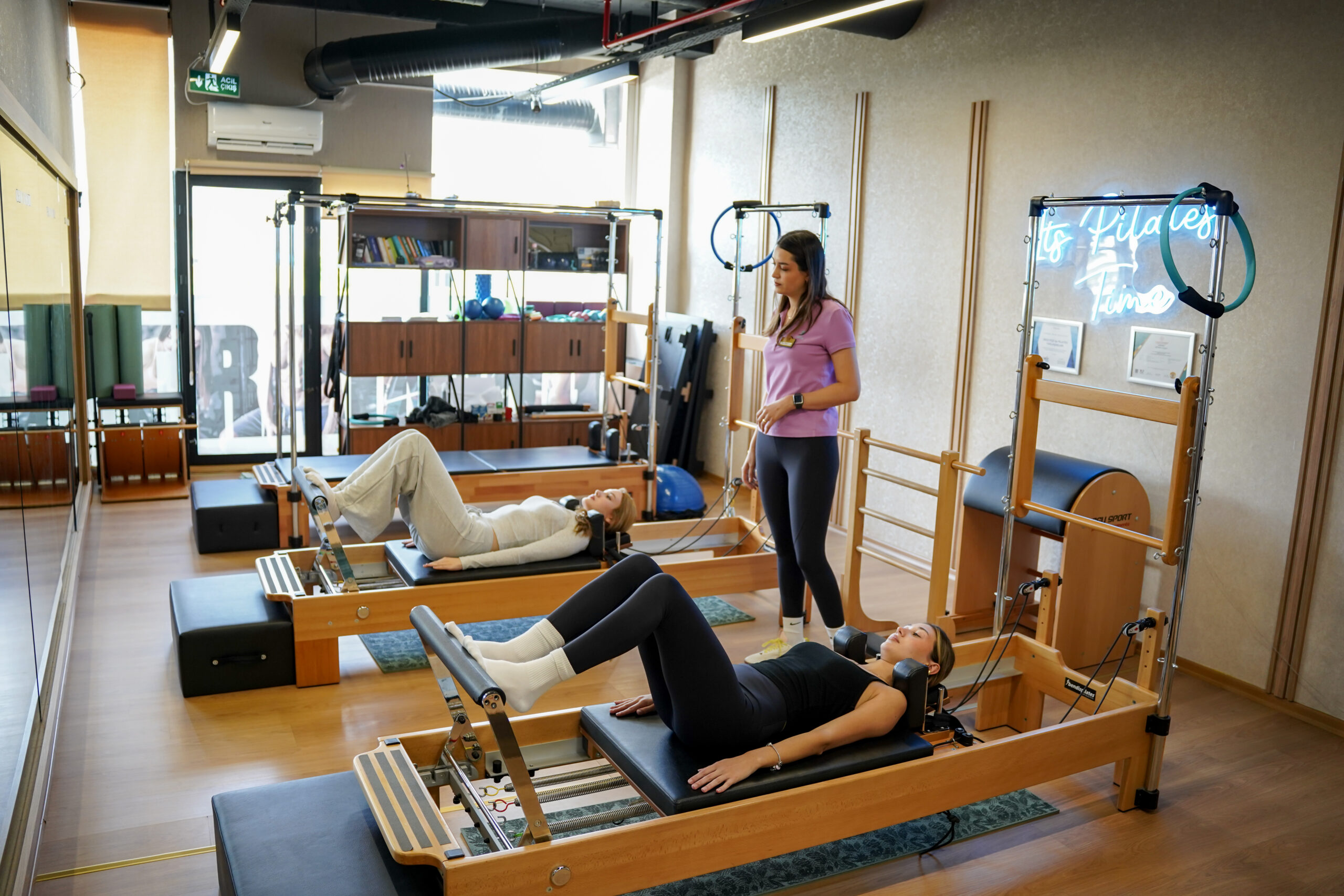 Ataşehir Pilates Dersi | Profesyonel Eğitmenlerle Etkili Antrenman